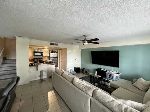 1707 Village Boulevard, West Palm Beach, FL 33409