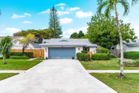 38 Baytree Circle, Boynton Beach, FL 33436