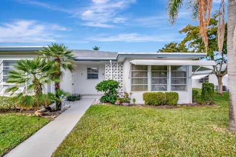 1192 S Drive Circle, Delray Beach, FL 33445