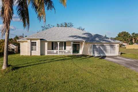 482 SW South Quick Circle, Port Saint Lucie, FL 34953