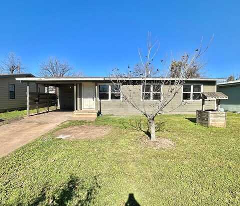 1134 E 24th St, San Angelo, TX 76903