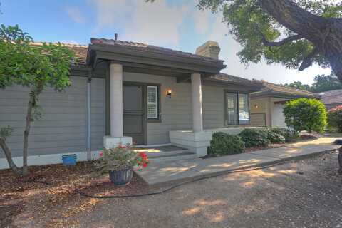 4040 Primavera Road, SANTA BARBARA, CA 93110