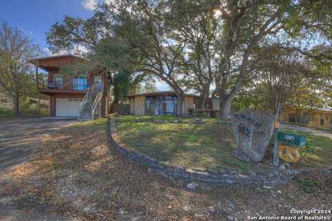 972 HILL TOP DR, Canyon Lake, TX 78133