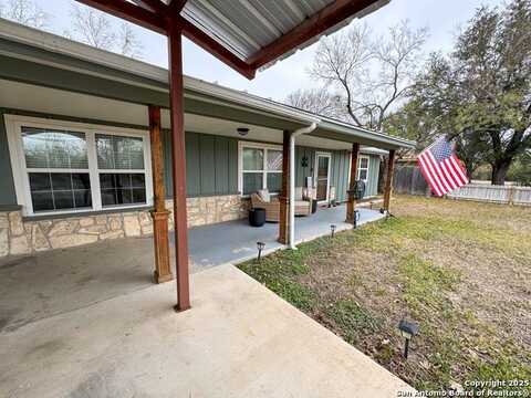 291 Bowlegs St, Brackettville, TX 78832