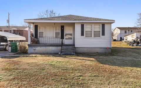 817 Milton St, Tuscumbia, AL 35674