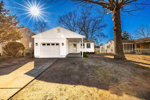 304 Village Road, Villas, NJ 08251