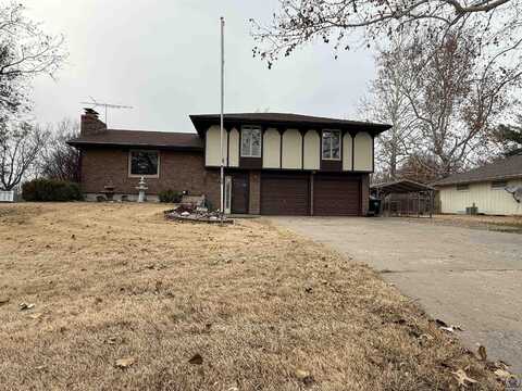 417 Rice RD, Silver Lake, KS 66539