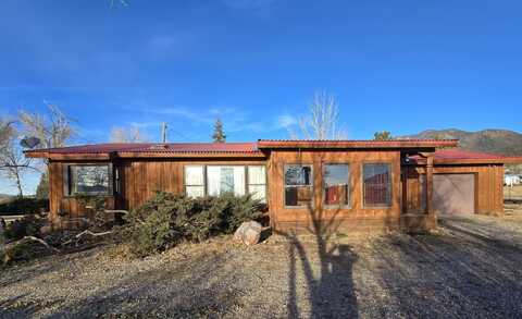 41 Llano Rd, Questa, NM 87556