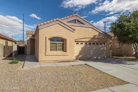 6635 E Ladonna Lane, Tucson, AZ 85756