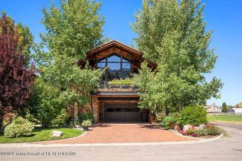 687 E KELLY AVE., Jackson, WY 83001