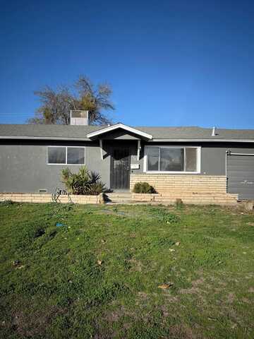 170 W Spring Lane, Lemoore, CA 93245