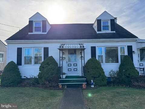 326 FAIRMOUNT AVENUE, WAYNESBORO, PA 17268