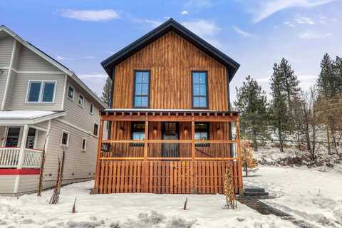 10085 SE River Street, Truckee, CA 96161