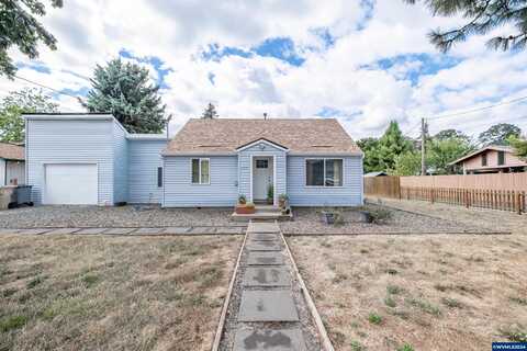 2714 Birch St, Lebanon, OR 97355