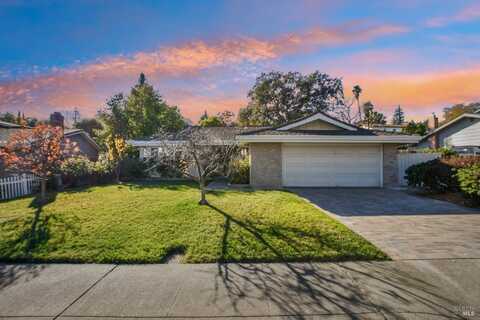 812 Linwood Street, Vacaville, CA 95688