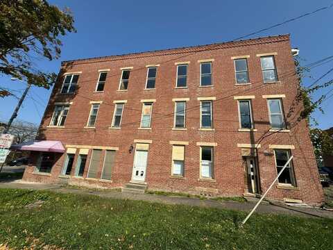 122-124 Pennsylvania Avenue, Wellston, OH 45692