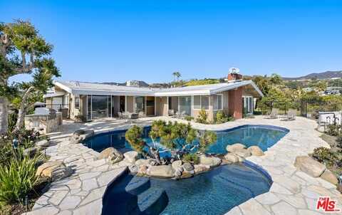 942 Glenhaven Dr, Pacific Palisades, CA 90272