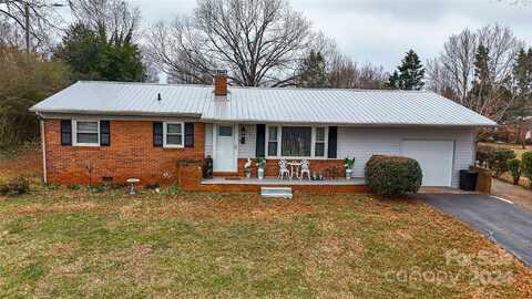 207 Stacy Street, Morganton, NC 28655