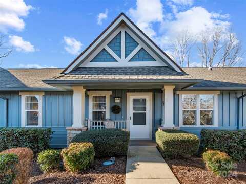 2902 Blue Goose Court, Hendersonville, NC 28792