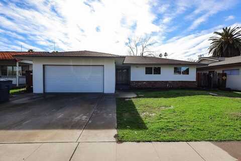 1249 San Jose Avenue E, Fresno, CA 93710