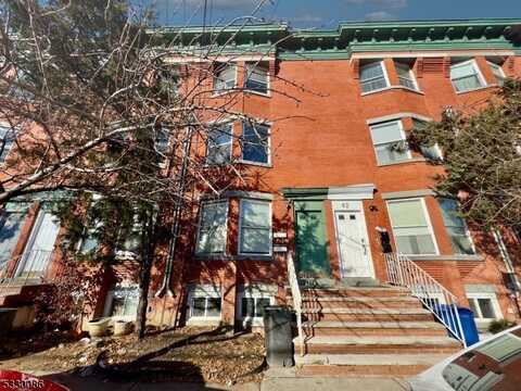 40 3rd St, Newark, NJ 07107