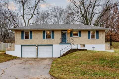 11235 E Thompson Street, Sugar Creek, MO 64054