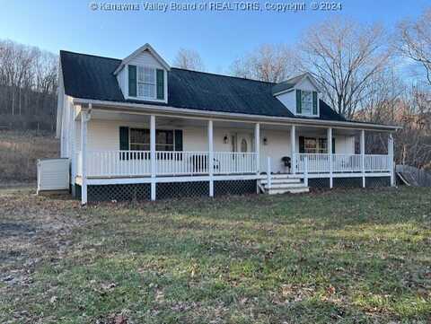 2498 Garretts Bend Rd, Sod, WV 25564