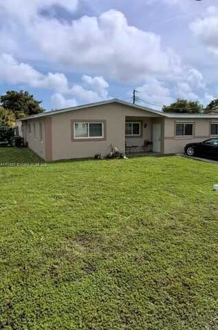 600 SW 28th Way, Fort Lauderdale, FL 33312