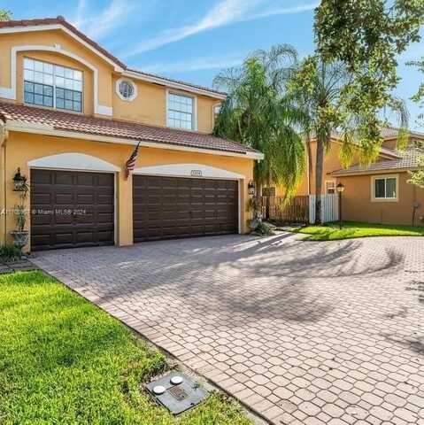 13134 NW 13th St, Pembroke Pines, FL 33028