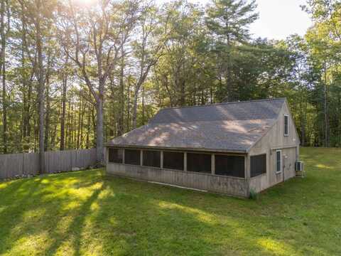 320 Hinks Road, Jefferson, ME 04348