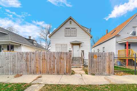 11560 S La Salle Street, Chicago, IL 60628