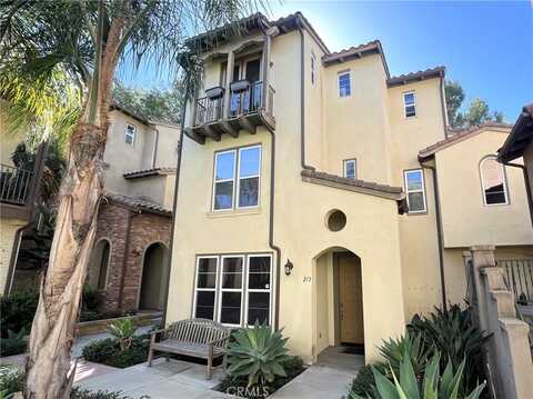 213 Tall Oak, Irvine, CA 92603