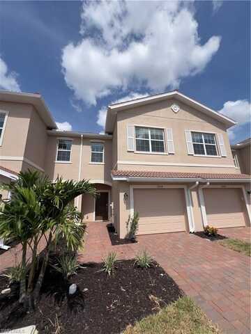 2879 Blossom, NAPLES, FL 34120