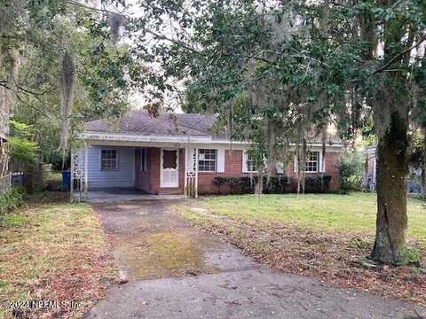 7928 FREE Avenue, Jacksonville, FL 32211