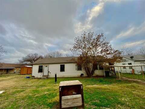 1105 SW 13th Street, Mineral Wells, TX 76067