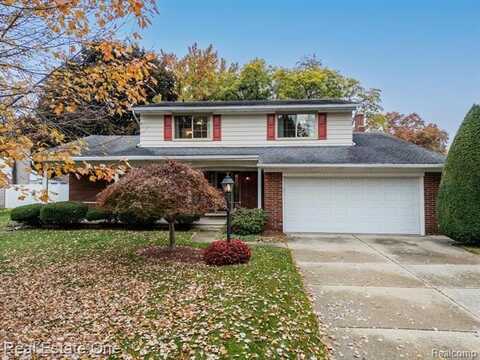 37711 DEVOE Street, Clinton Township, MI 48036