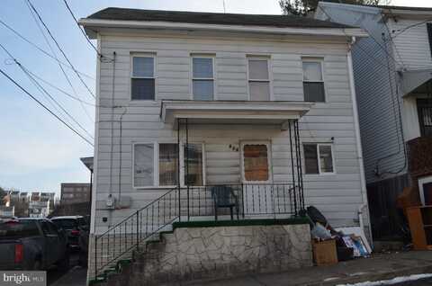 401 CHURCH STREET, MINERSVILLE, PA 17954