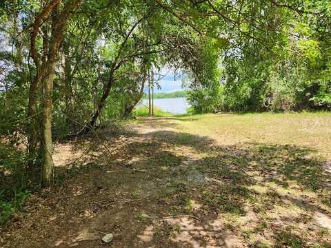 122nd Ln, Hawthorne, FL 32640