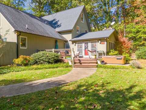 439 Brookwood Drive, Franklin, NC 28734