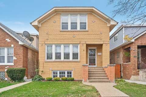 3138 N Luna Avenue, Chicago, IL 60641