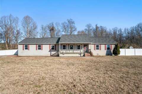 10317 Wildwood Drive, Suffolk, VA 23437