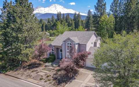 624 Paul's Pl, Mount Shasta, CA 96067