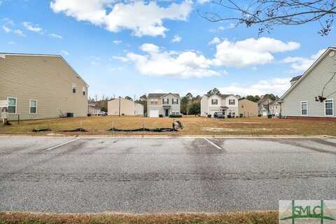 117,119,121 Governors Boulevard, Hinesville, GA 31313