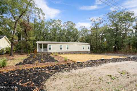 18 Blythewood Road, Beaufort, SC 29907