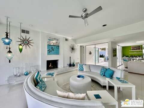 16 Lakeview Cir, Palm Springs, CA 92264