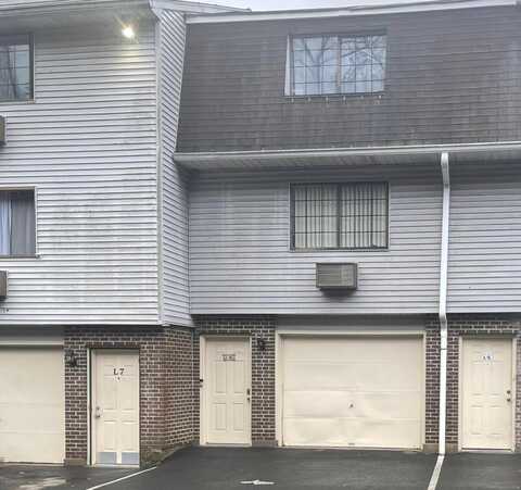 150 Mark Lane, Waterbury, CT 06704