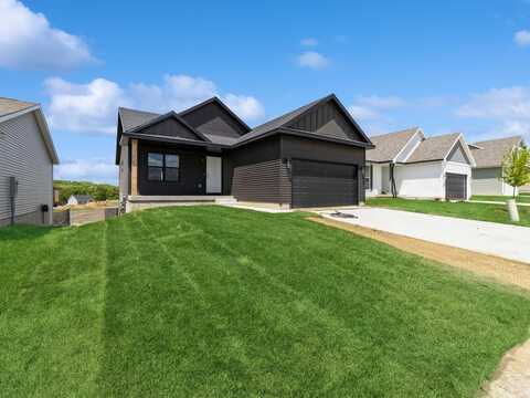 305 S Valley View Drive, Norwalk, IA 50211