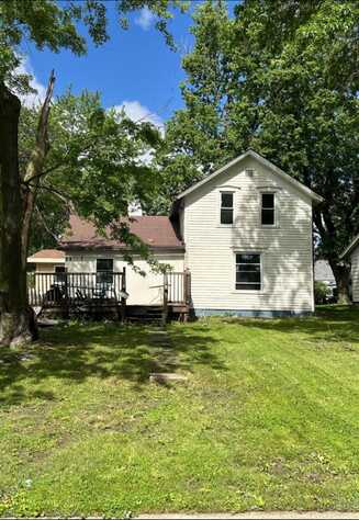 1102 N Division Street, Creston, IA 50801