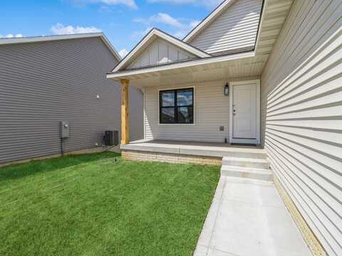 201 S Valley View Drive, Norwalk, IA 50211