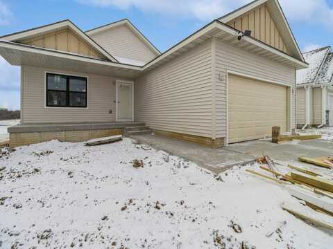 201 S Valley View Drive, Norwalk, IA 50211